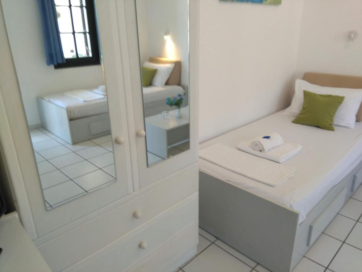Julies Apartments Kokkini Hani Экстерьер фото